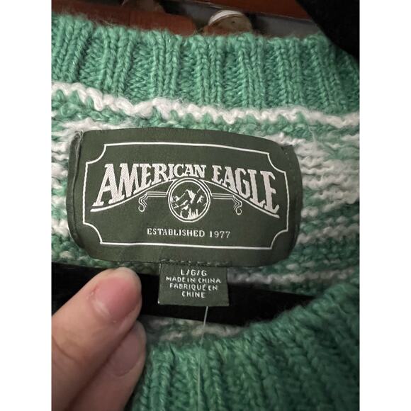 NWT American Eagle Women's Fair Isle Snowdrift Sweater Long Sleeve Green White L - Picture 9 of 12